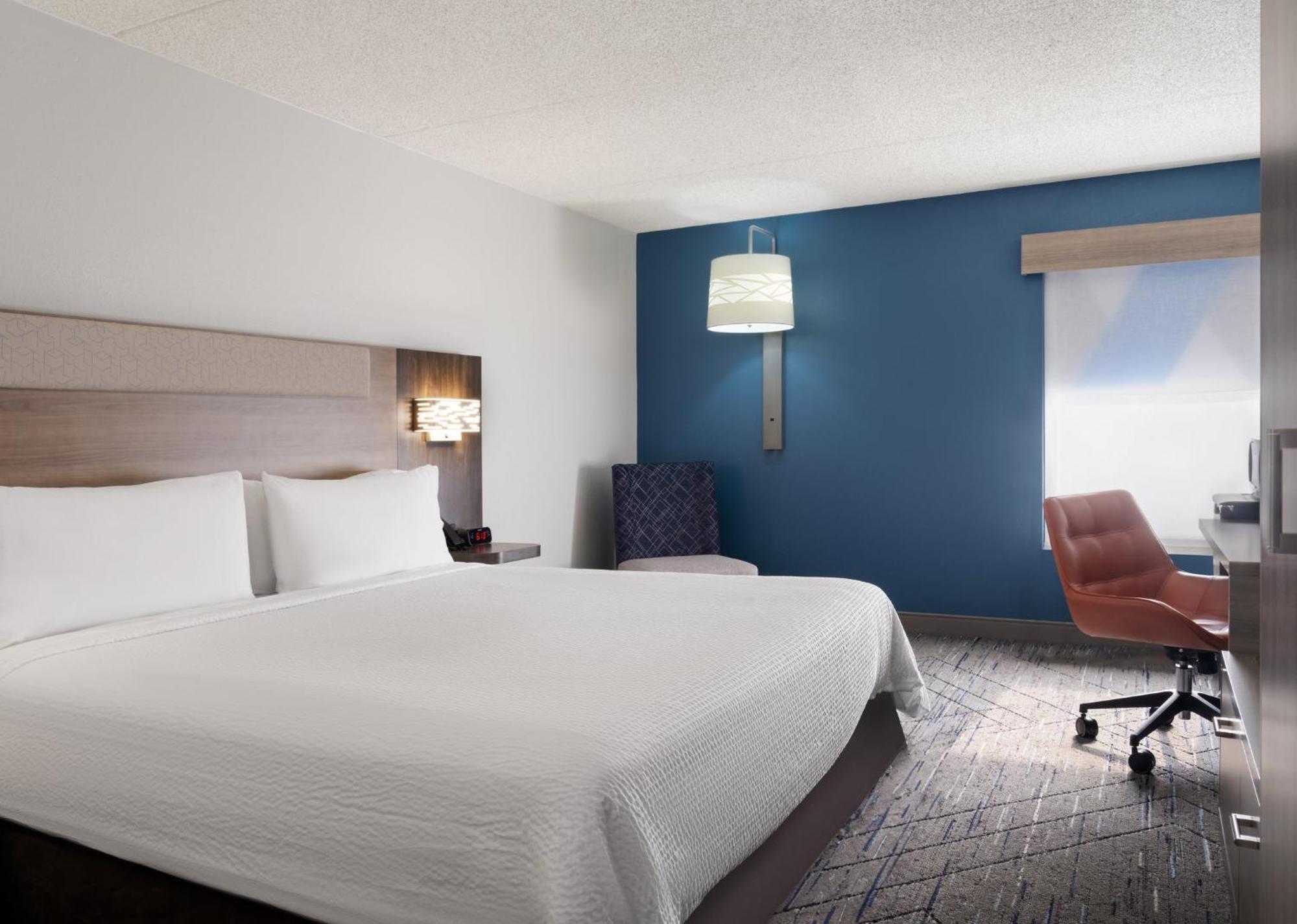 Holiday Inn Express Indianapolis Airport By Ihg Plainfield Eksteriør bilde
